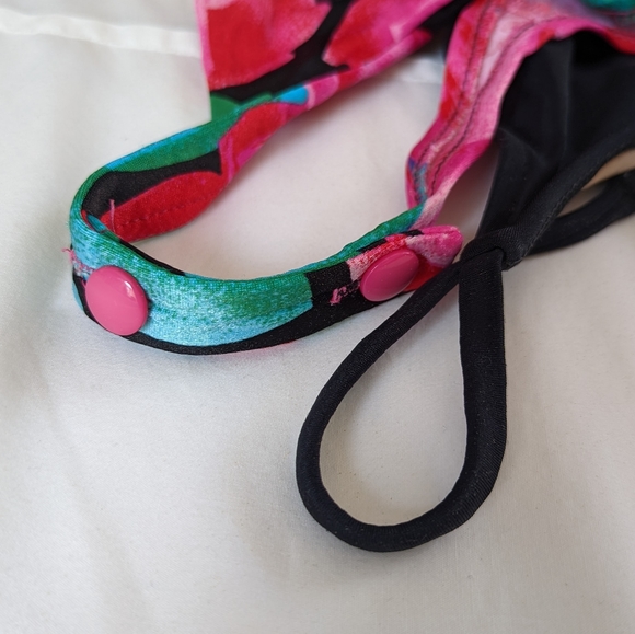 Vintage Roxanne Swimsuit - Picture 8 of 8